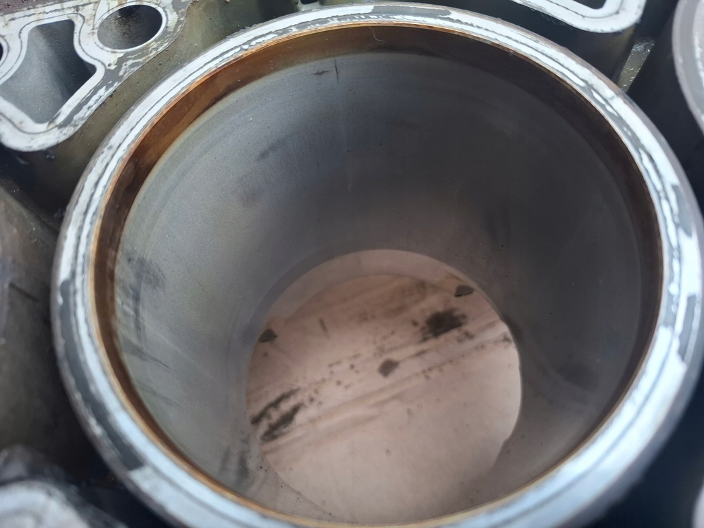 фото №8, Блок полублок двигателя двигателя porsche 996 m96.03 3.6 2004r