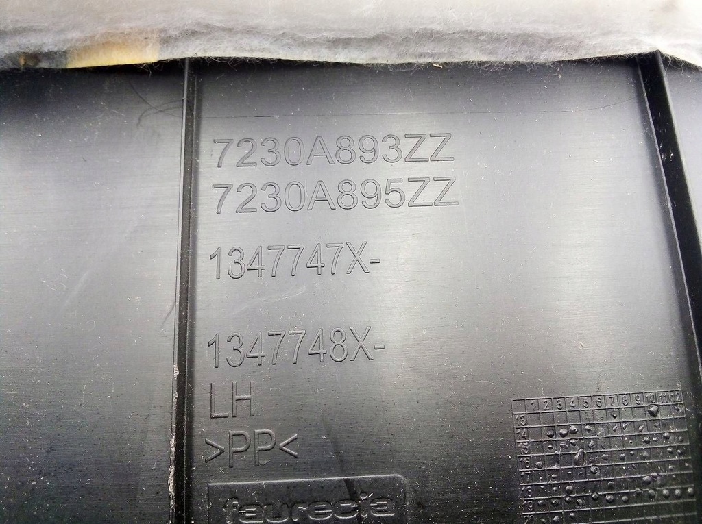 фото №8, Mitsubishi outlander 7230a893zzz обшивка багажника левая сторона