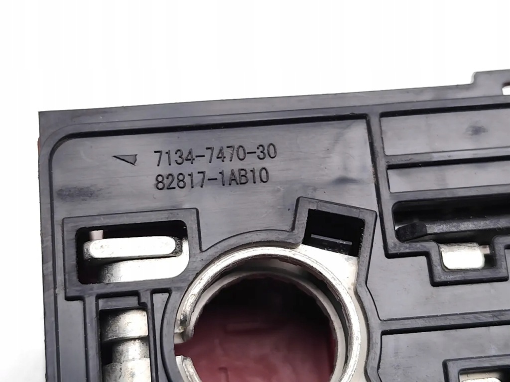 Lexus ux plus / клема / шланг акумулятор 250h full hybrid 131kw 178 hp Зі Шроту