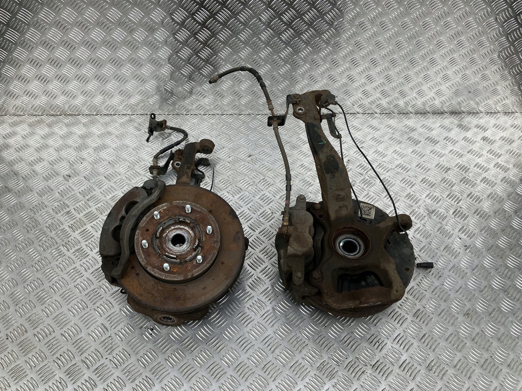 фото №1, Поворотний кулак перед ліва права ranger 15- 2.2 tdci