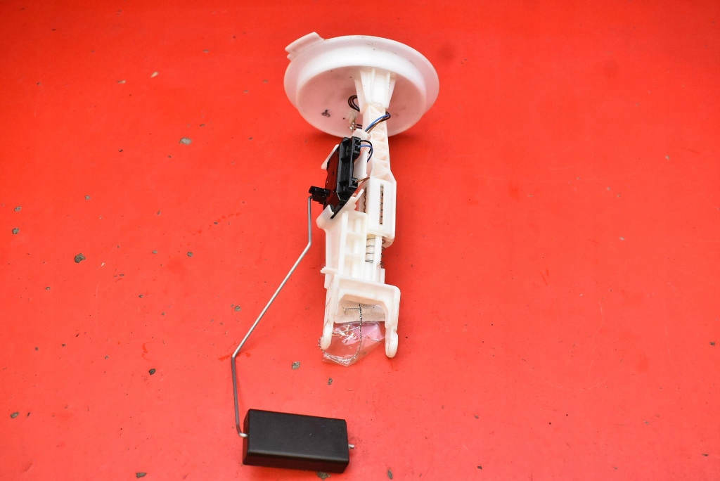 фото №5, Датчик уровня топлива 5n0919673q audi q3 8u 2.0 tdi 140 km 11-14