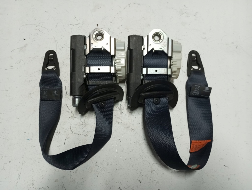 Купити Ремінь безпеки перед porsche panamera 97080303300 97080303400