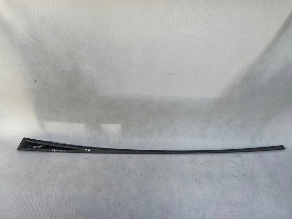 фото №2, Audi r8 молдинг бічна права