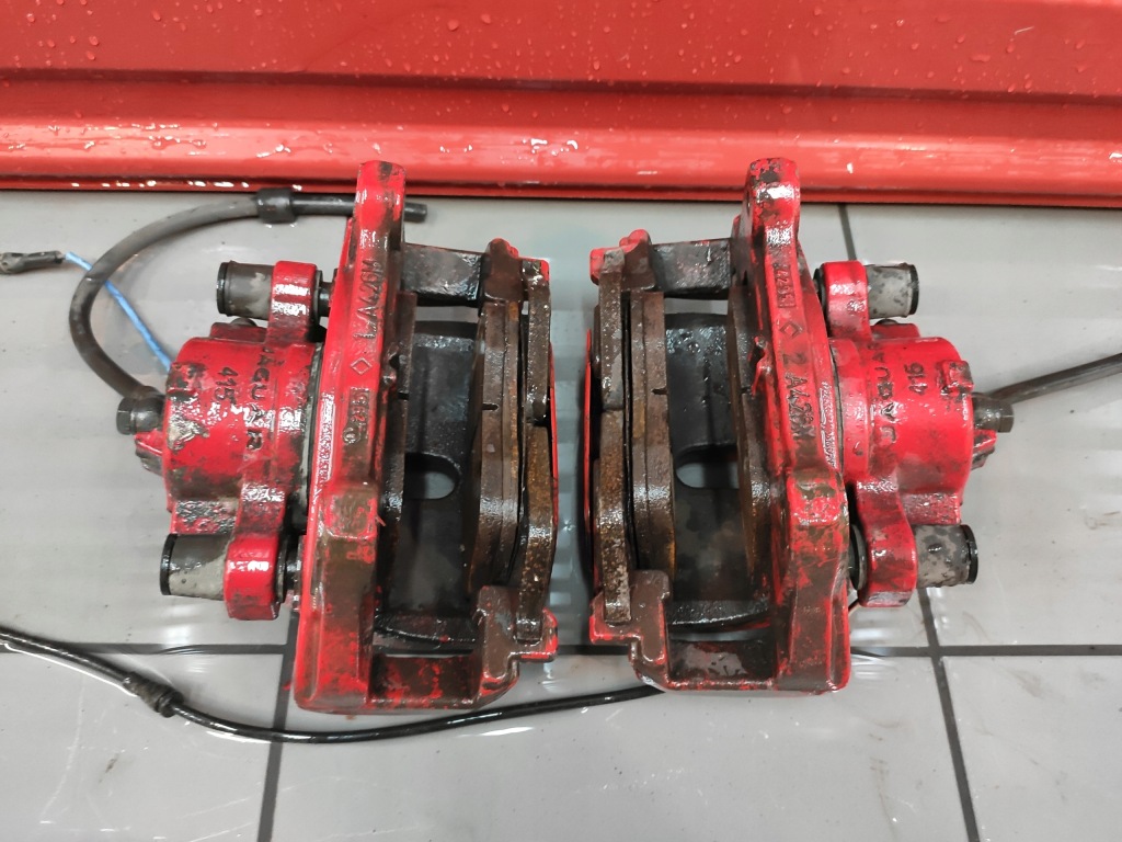 фото №7, Jaguar xf ii x260 3.0d супорт правий лівий перед супорти передні оригінал