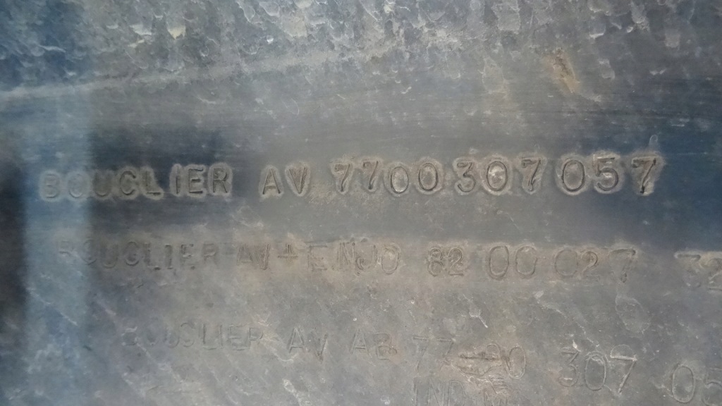 Renault kangoo i 1 бампер перед 7700307057 в Україні