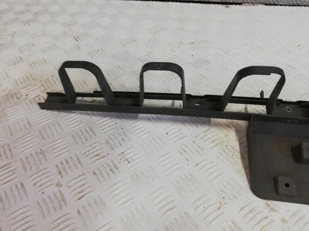 фото №10, Ford c-max grand mk2 направляющая бампера задняя