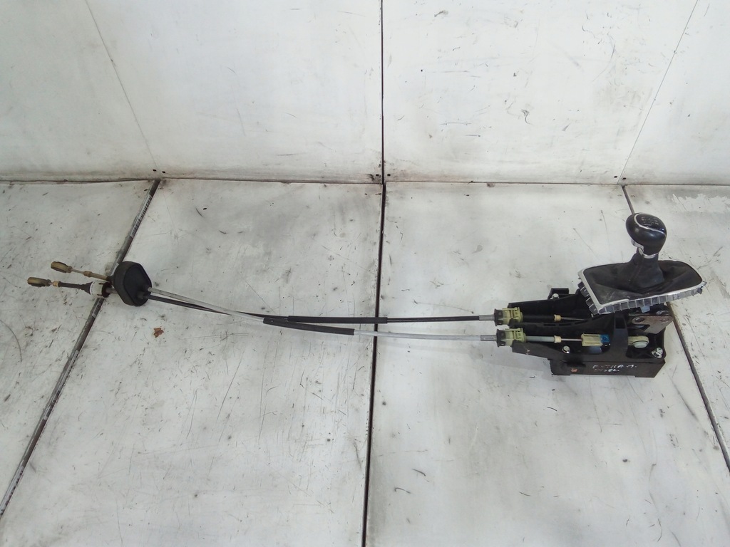 фото №1, J749 домкрат переключения передач механическая коробка передач astra j 2.0d