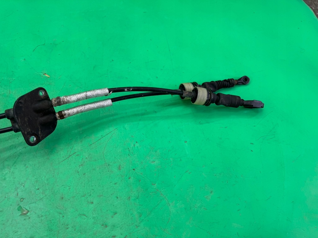 Тросы трос переключения передач + кулиса  5b suzuki swift iv mk6 1.3b 05-10 с Разборки