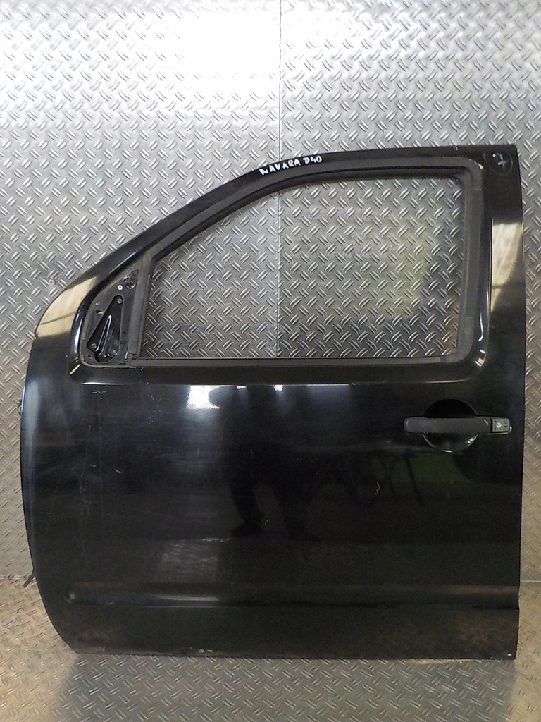 фото №1, Nissan navara d40 дверь перед левая