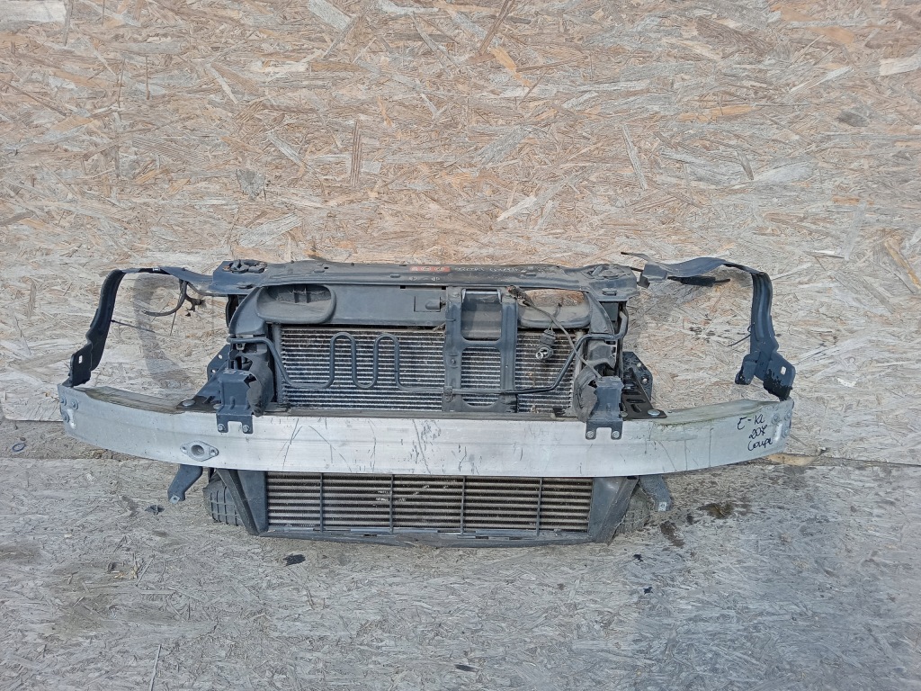 фото №1, Mercedes e-klasa w207 pas передний радиатор