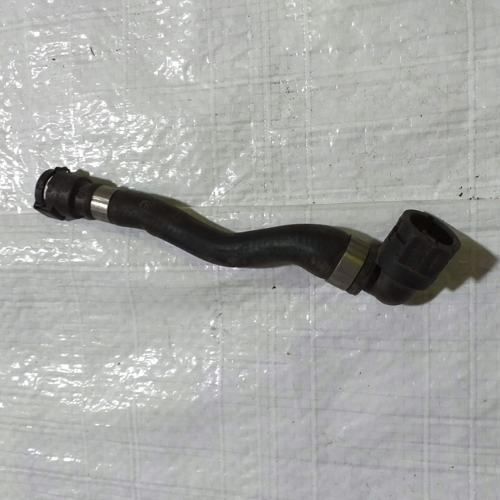 фото №1, Bmw x5 f15 x6 f16 пабтрубок  труба шланг воды 8517591