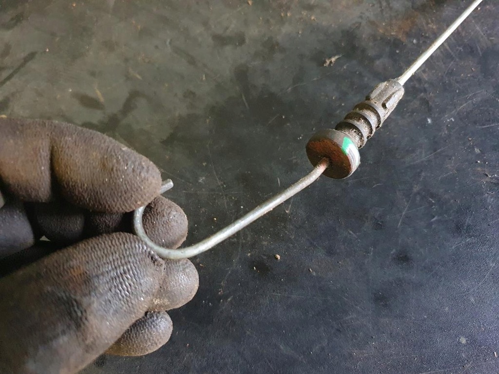 фото №12, Fiat 126 щуп масла оригинал щуп двигателя