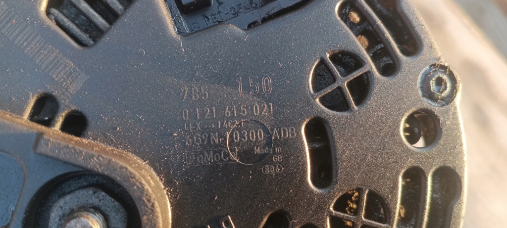 Land rover freelander 2 2.2d 224dt генератор генератор 0121615021 исправный в Украине