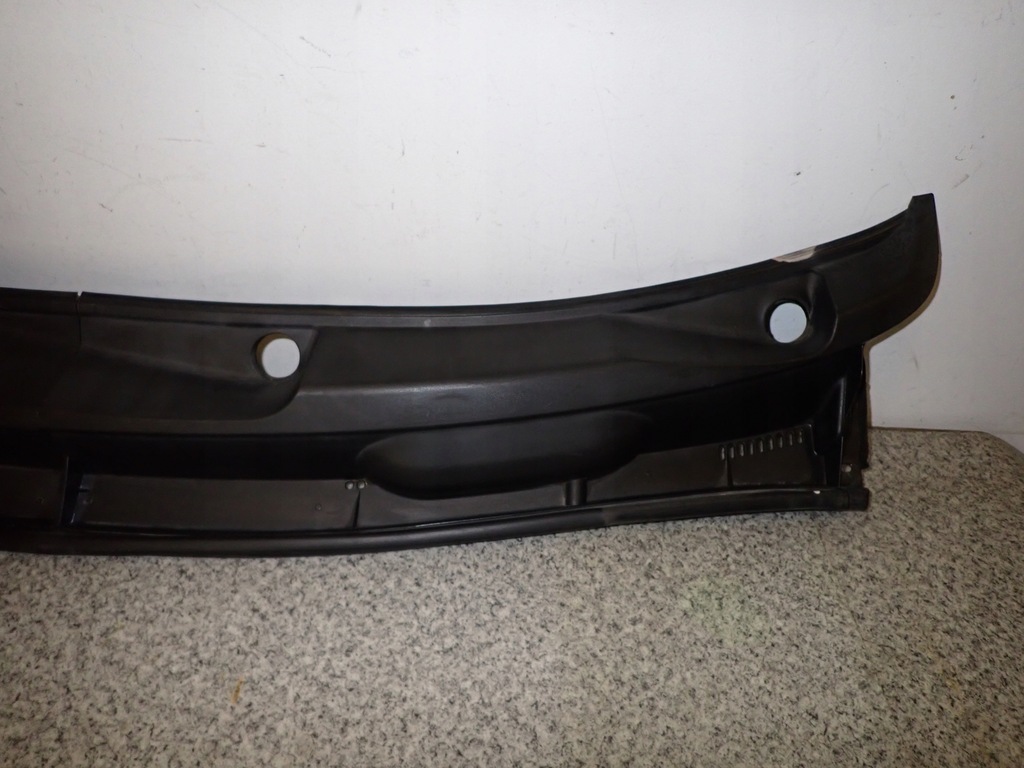 фото №4, Toyota prius ii 03-08 жабо пластиковый