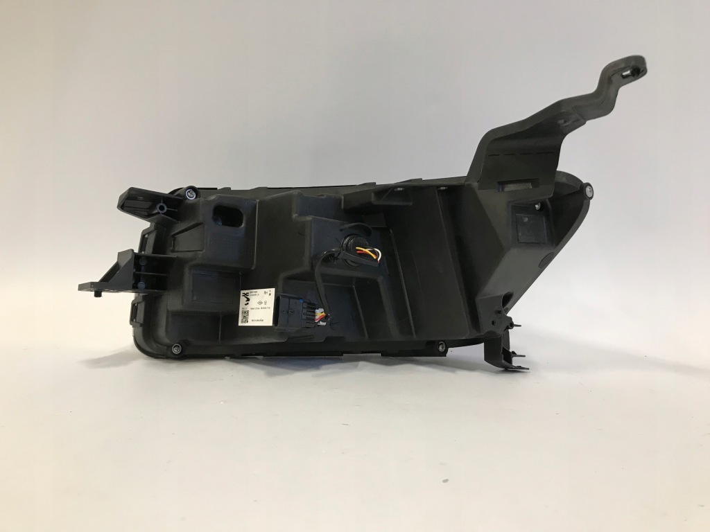 фото №3, Dacia spring lift 24- лампа передня фара full led правий