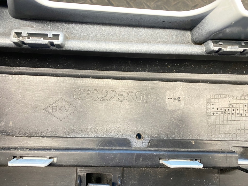 фото №16, Бампер передний перед dacia sandero 3 iii stepway 2020-