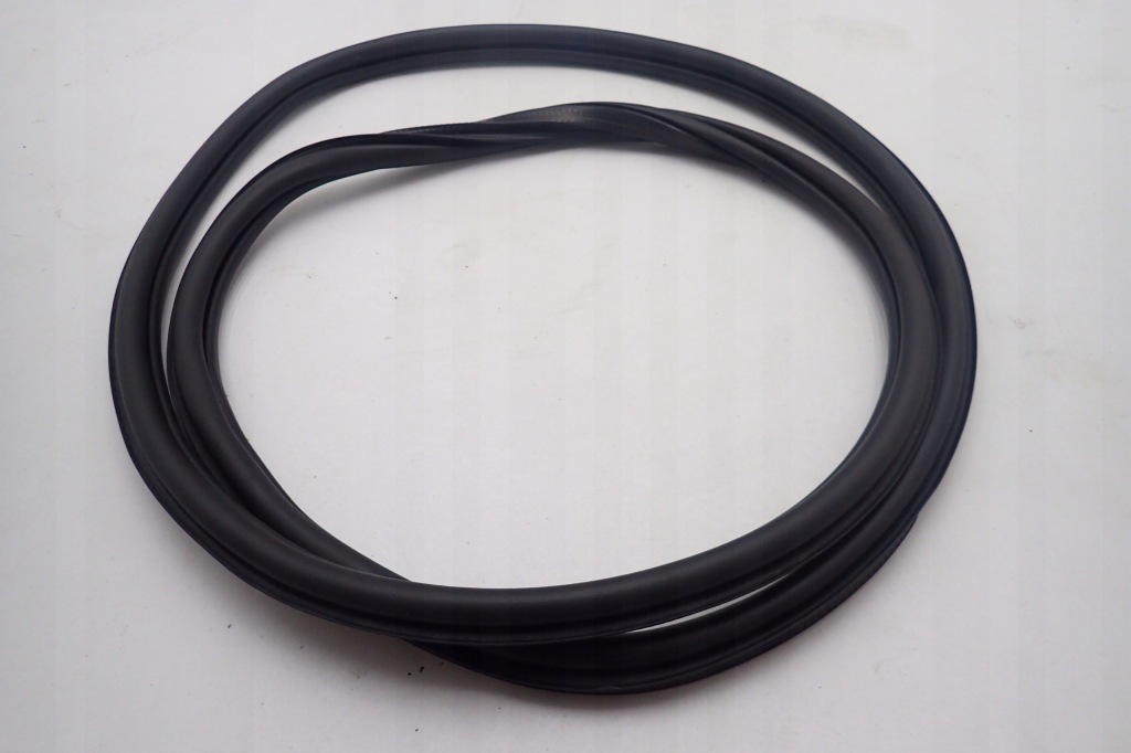 фото №2, Vw t-roc прокладка дверь 2ga867913