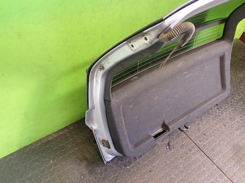 фото №9, Кришка багажника задня з скло audi a2 03r