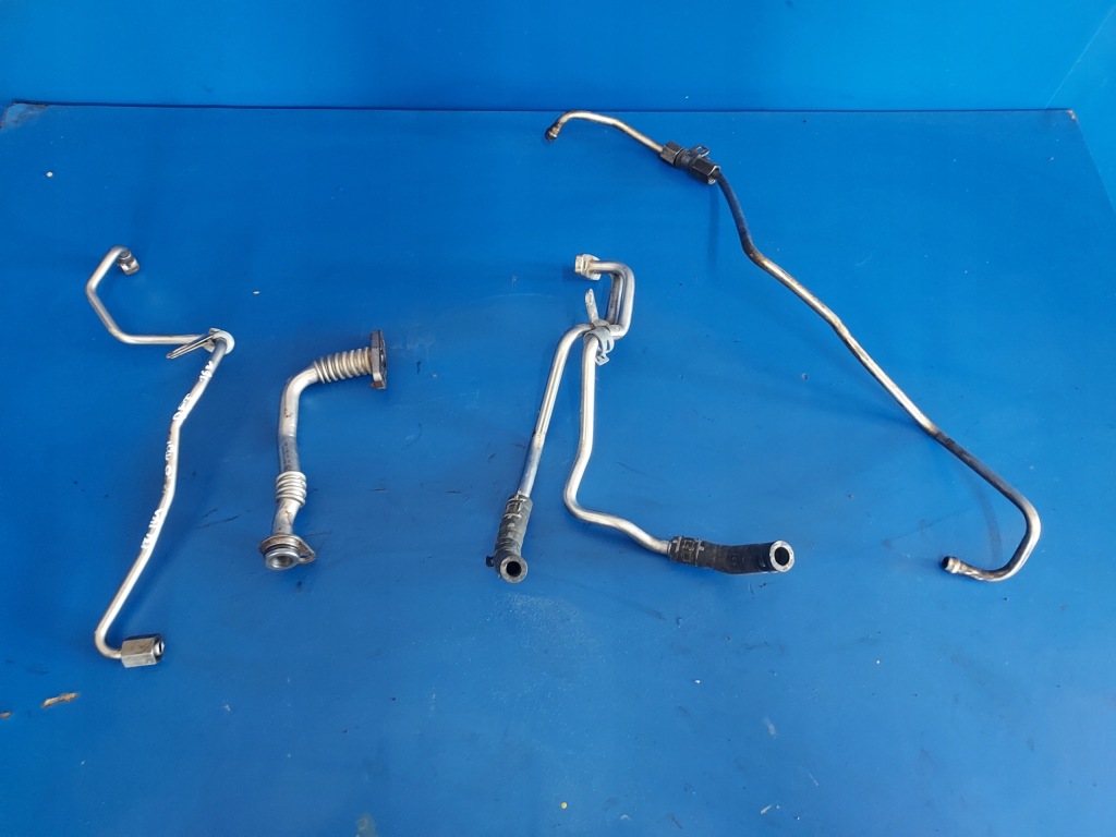 фото №1, Труба шланг турбонагнетателя audi a4 b9 2.0 tdi det