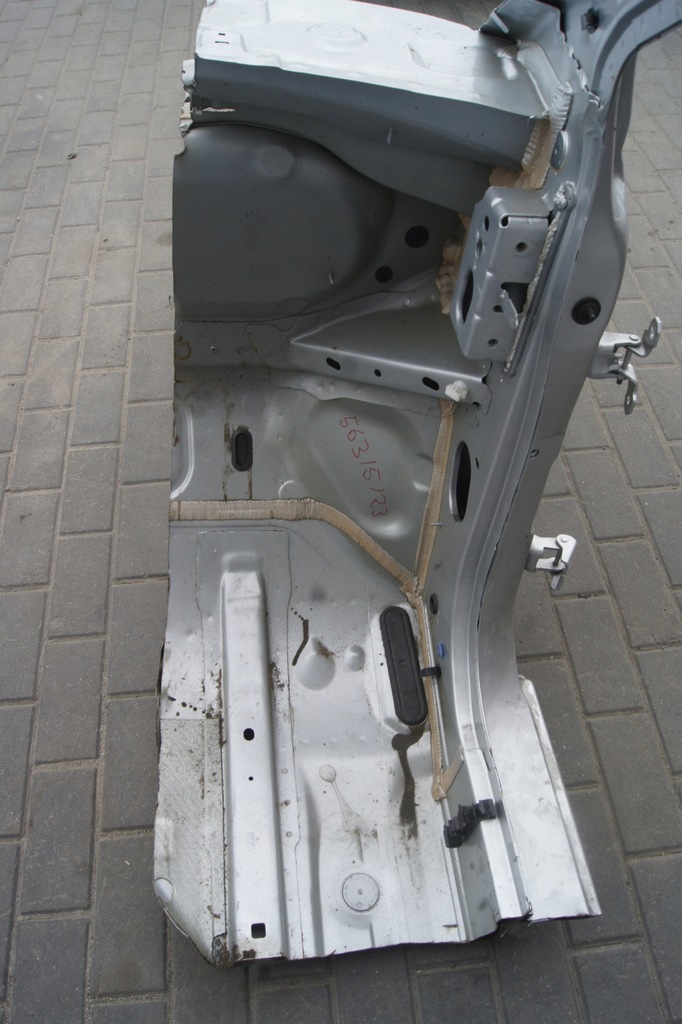 фото №8, Чверть правий перед clio iv