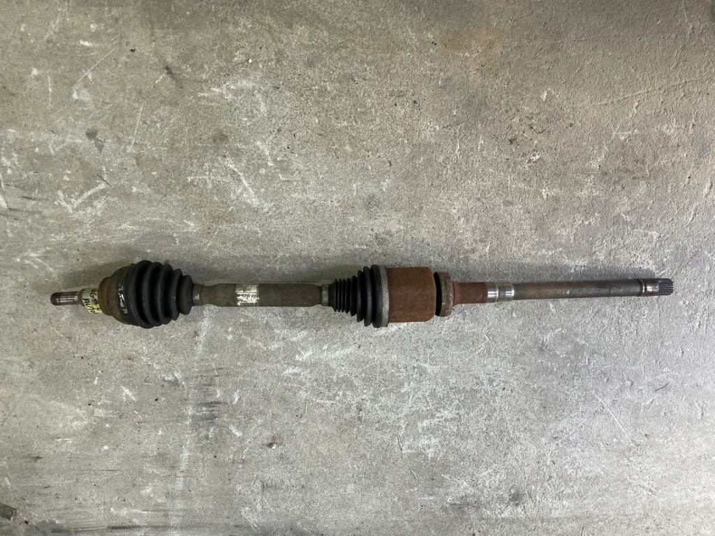 Купити Ford kuga mk2 2.0 tdci автоматична коробка передач привідний вал права ev6p-3b436-mb