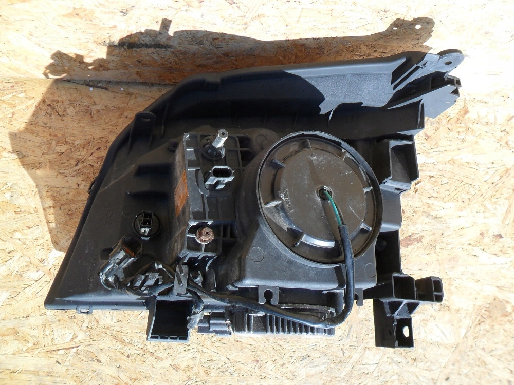 фото №10, Nissan x-trail t30 2001- ксенон правый