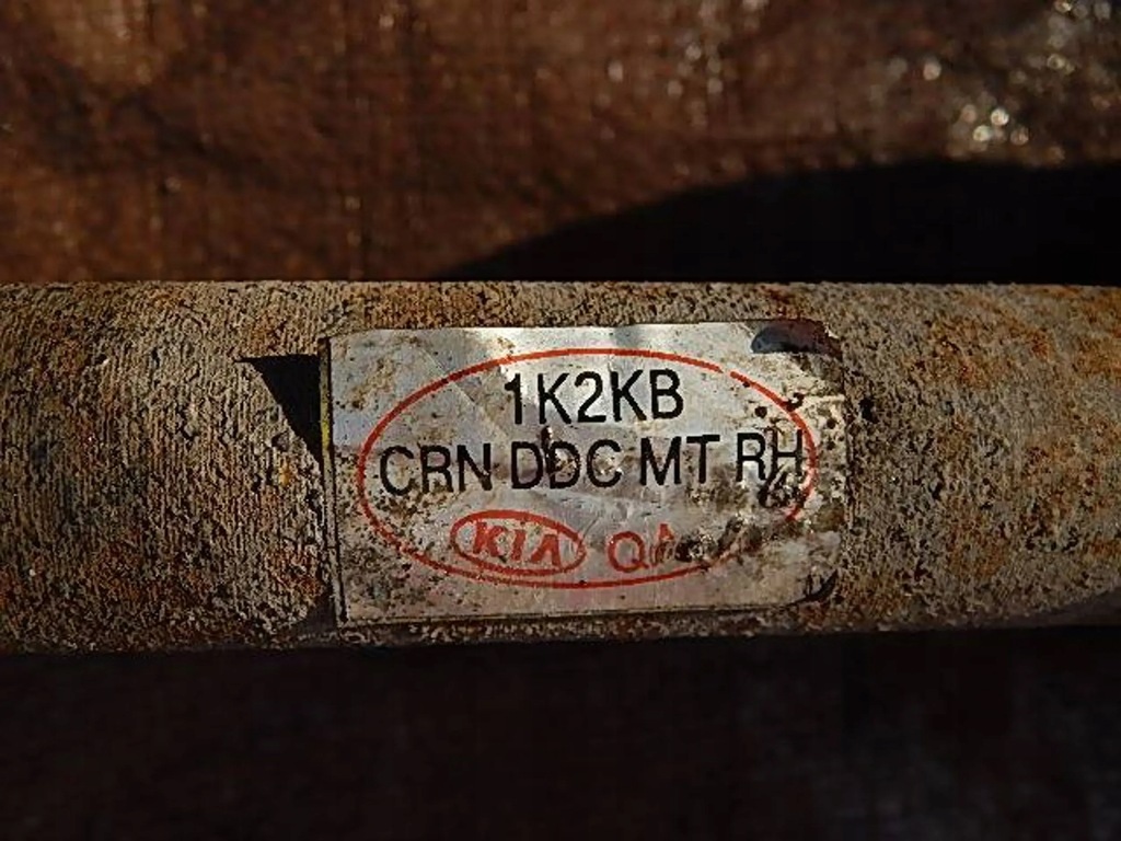 фото №7, Приводной вал правая kia carens 2,0crdi 02-06