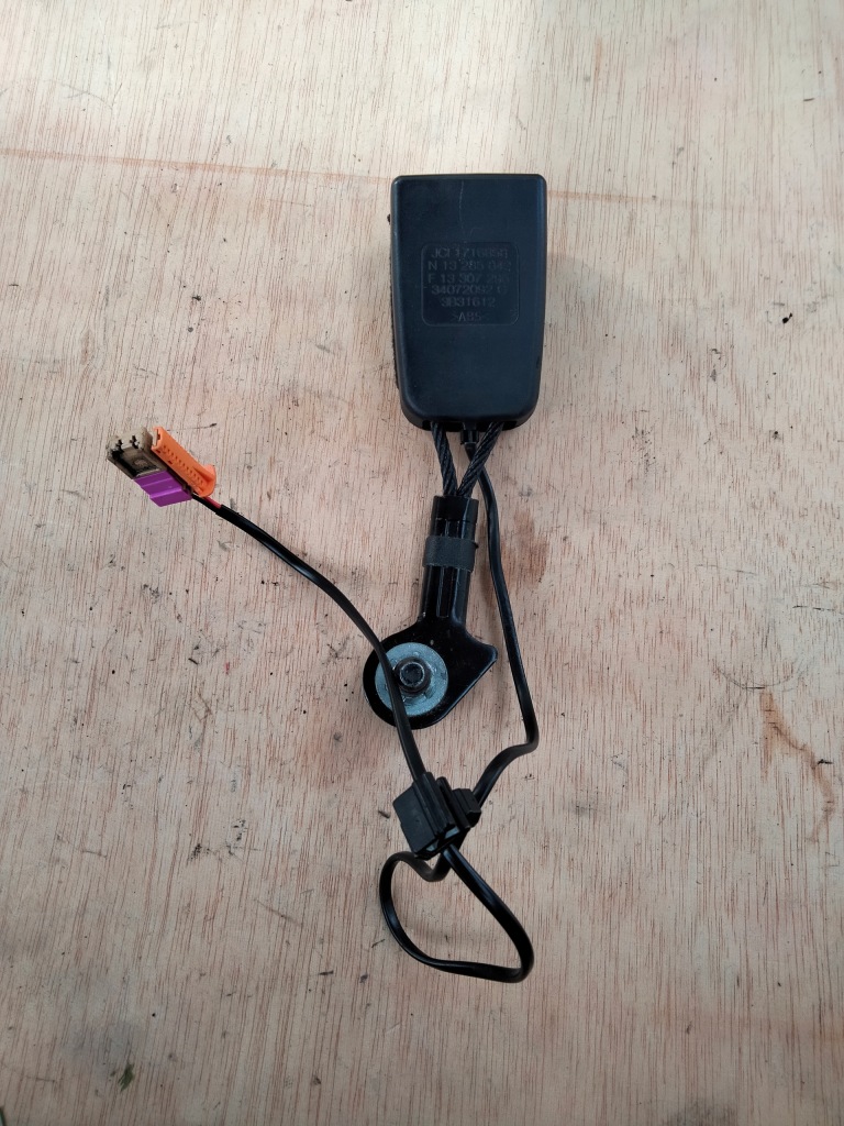 фото №1, Клипса поперечина левый задняя opel meriva b 13285842