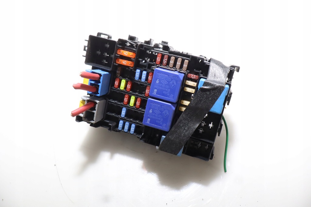 фото №3, Коробка запобіжників renault megane iv 1.5dci