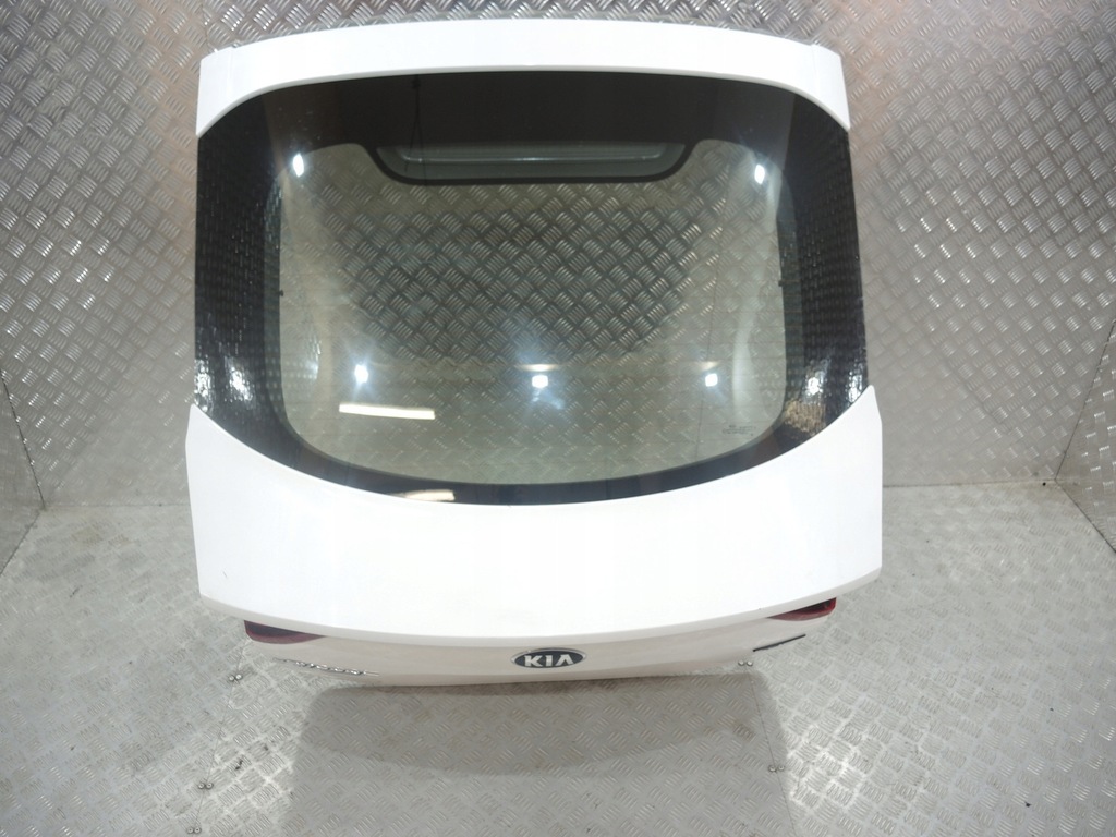 фото №2, Kia stinger gt крышка багажника багажника