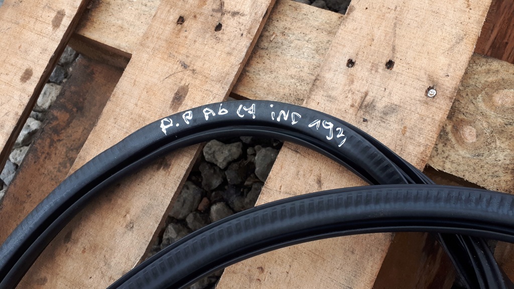 фото №6, S6 c7 a6 4g прокладка двері права перед передня