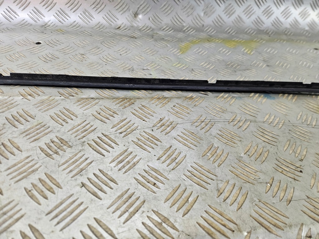 фото №5, Молдинг скло лобове права передня ford mondeo mk4