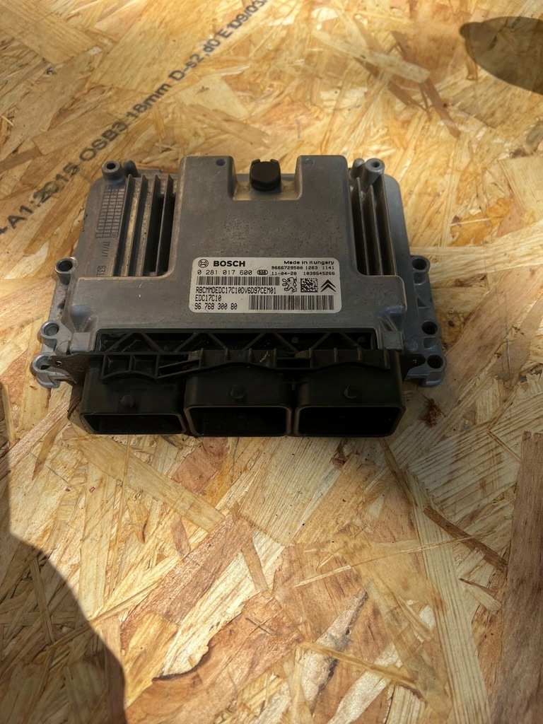 фото №1, Citroen ds3 09-14 бортовий комп'ютер двигуна 9676830080 0281017600