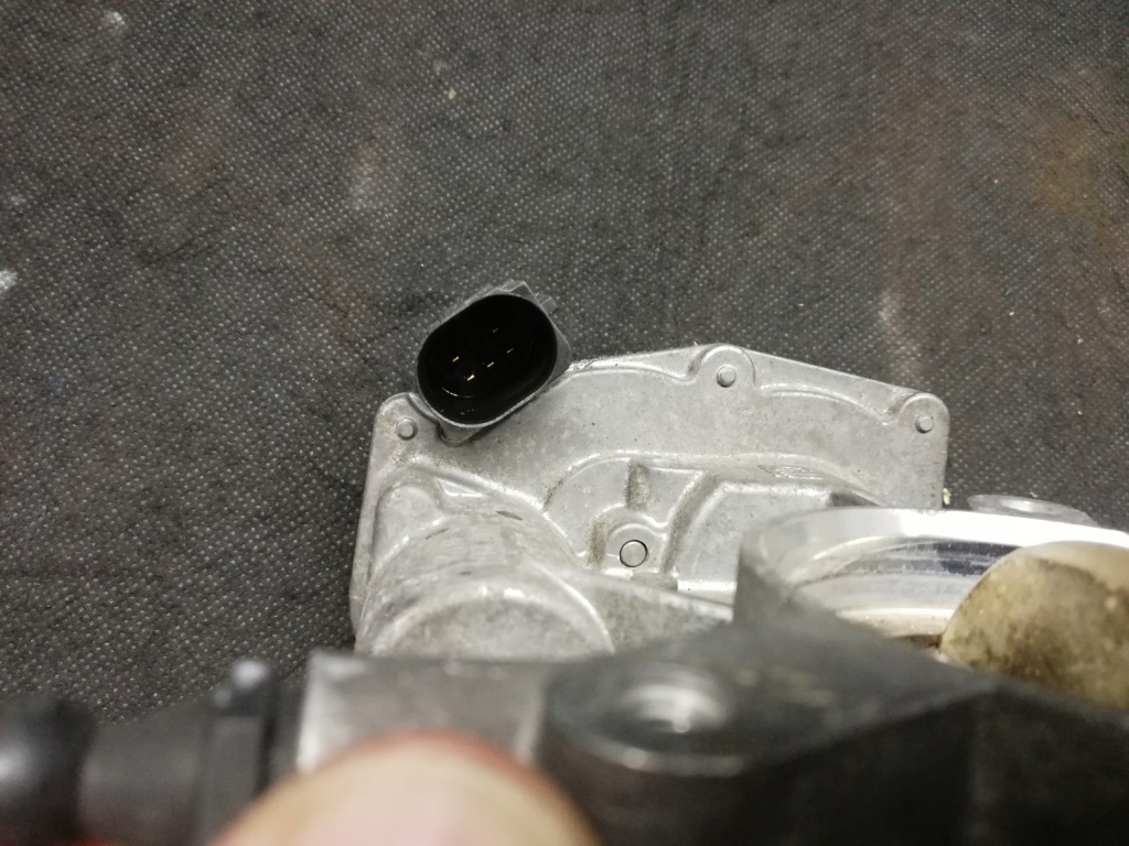 Opel insignis 2,0 cdti дроссельная заслонка Недорого