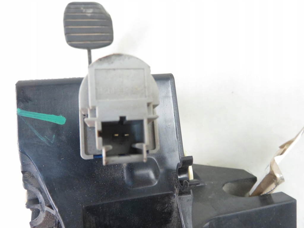 фото №5, Педаль зчеплення renault trafic iii 93459472 465033911r