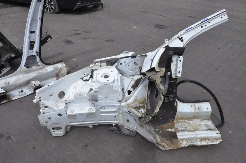 фото №9, Volvo xc60 ii четверть лонжерон правая перед