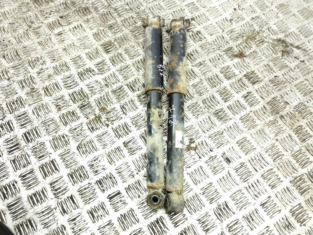 фото №9, Chrysler pt cruiser 2002 комплект амортизатор задний