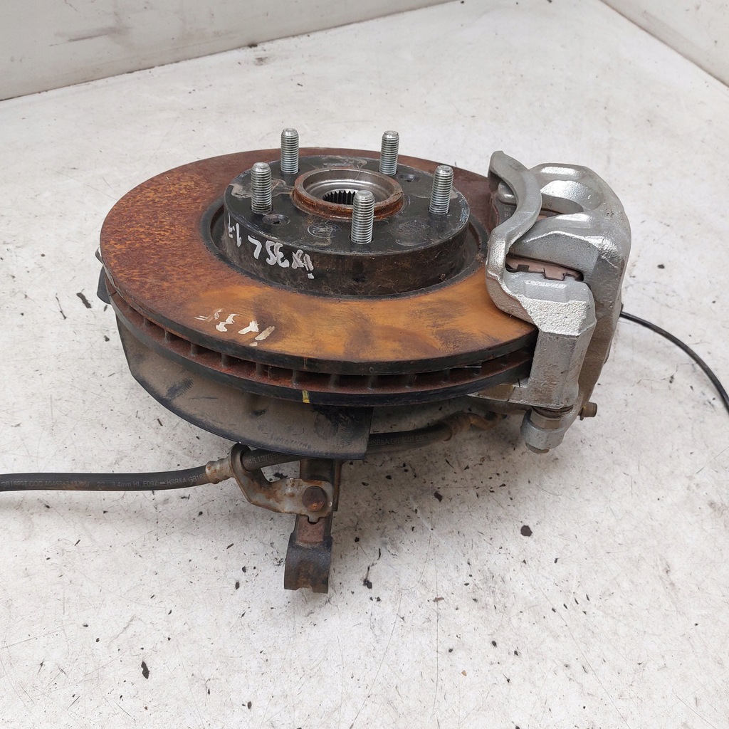 фото №11, Hyundai ix35 1,7 поворотный кулак левая перед хороший состояние