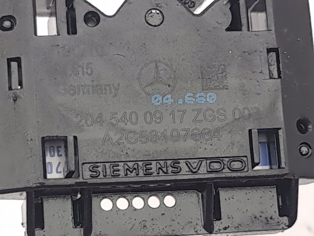 Mercedes-benz glk x204 датчик рівня пального 2010 a2045400917 Зі Шроту