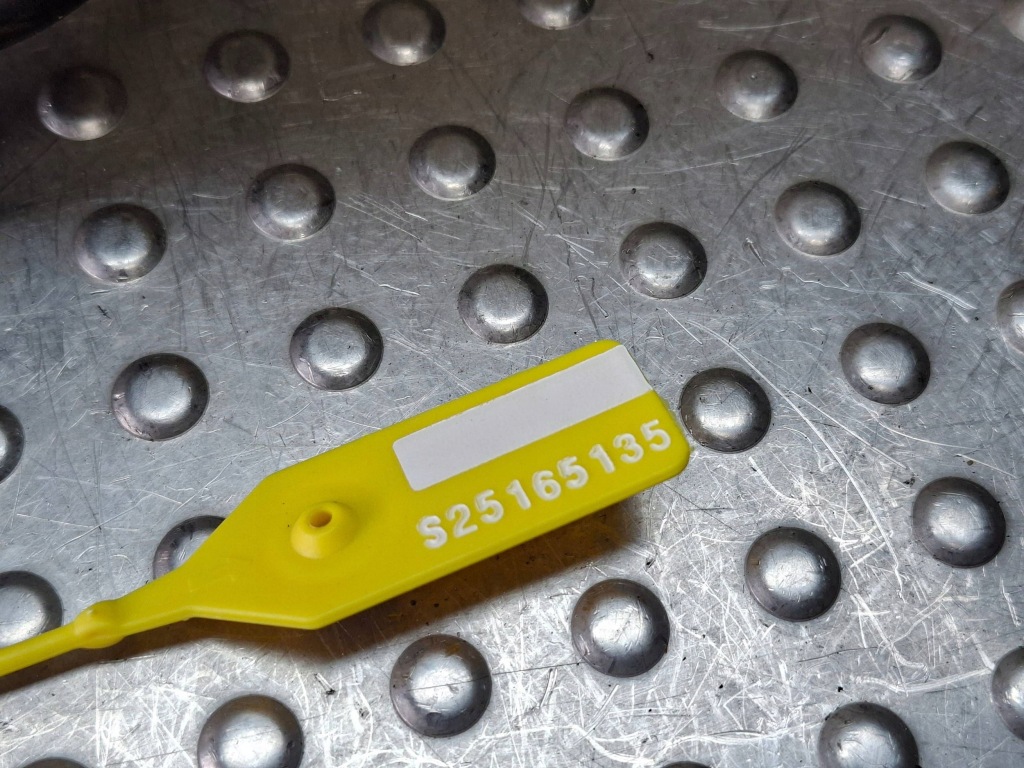 Бачок омивача kia sorento 09- 98610-2p500 Зі Шроту