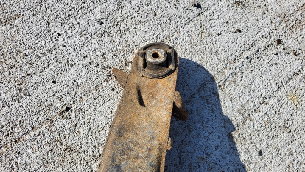 Подрамник балка подвеска задний  mercedes w123 стабилизатора bdb с Разборки