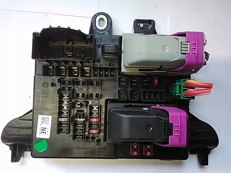 фото №1, 9940 opel insignia коробка предохранителей 13277321