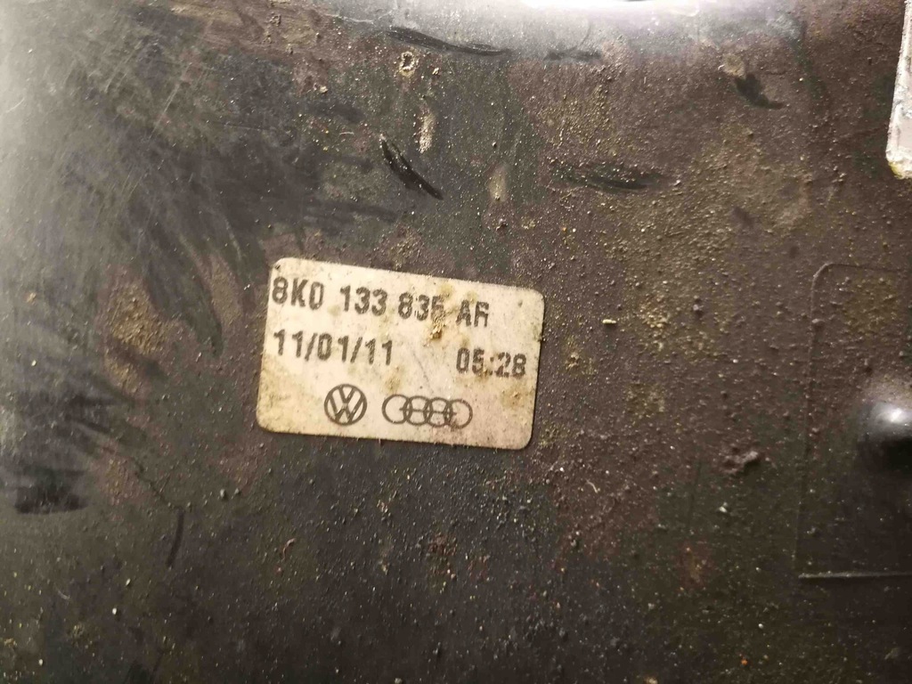 фото №13, Корпус фільтра повітря audi q5 8r 8k0133843e 2.0l дизель 100kw 2010
