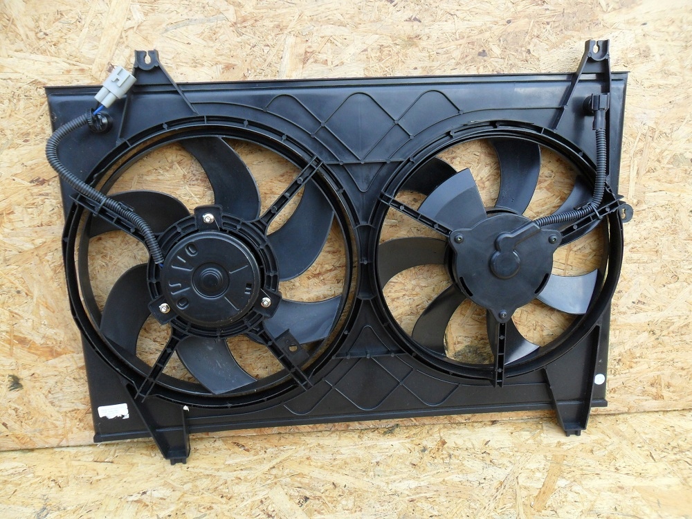 фото №8, Kia carens fj 2004- вентилятор