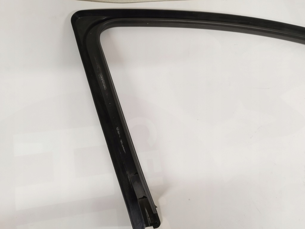 фото №13, Audi q7 4l 07r рамка защита внутренняя дверь правый перед 4l0867610