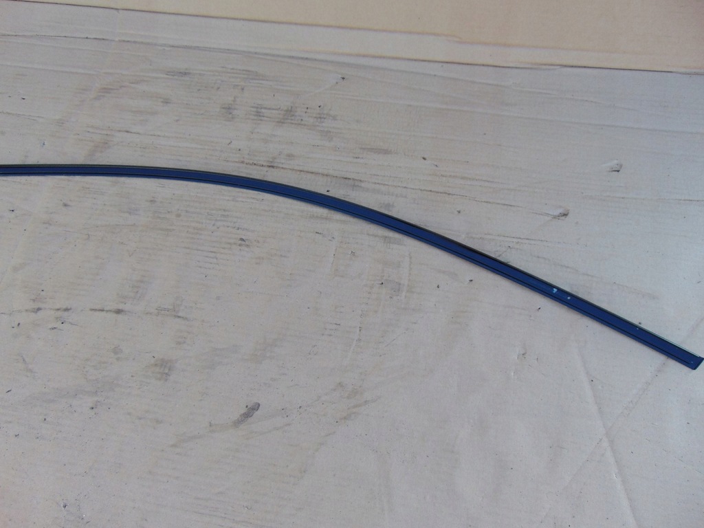 фото №11, Молдинг дверь стекло левый перед mercedes a177