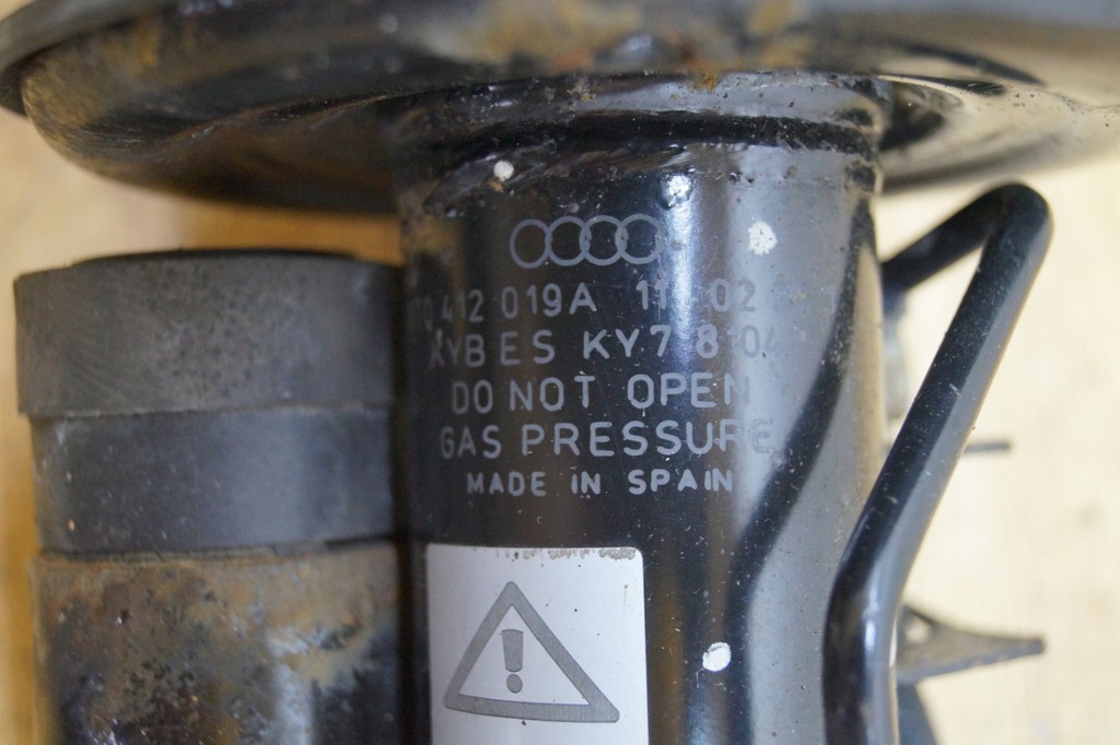 фото №10, Амортизатор левый перед audi rs5 8t0412019a