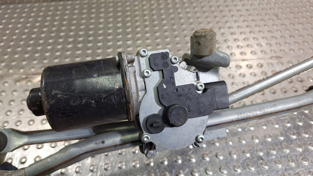 фото №8, Механизм моторчик дворник перед 7193036 bmw 1 e81 lift e87 europa