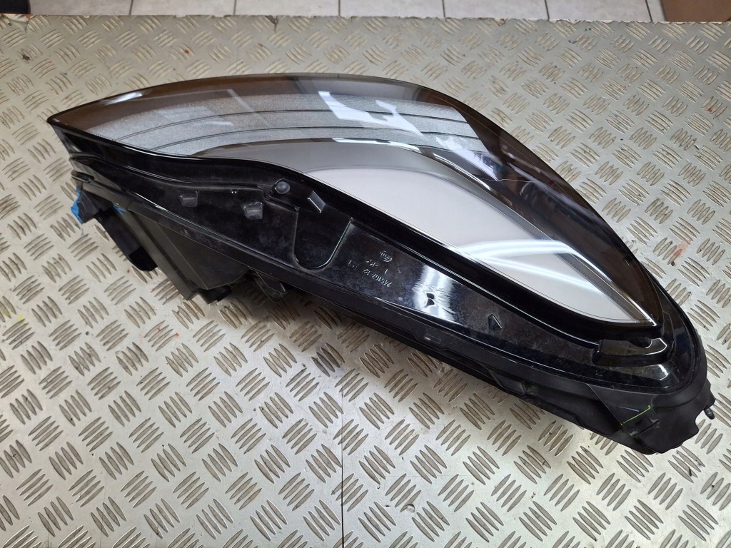 Лампа передняя правая full led tesla 3 рестайлинг  2021r- Доставка