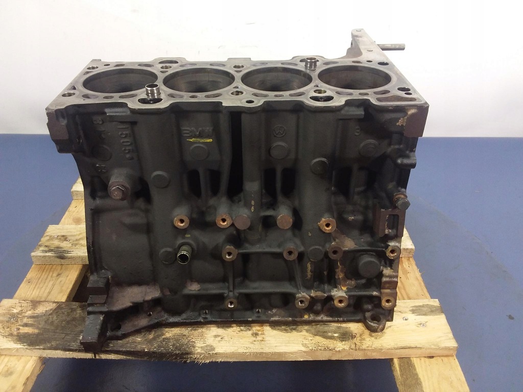 фото №4, Bmw 3 e46 320d 150 km блок двигателя m47d20